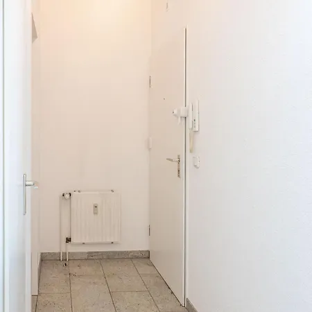 Rob's Studio-2-zimmer-am Opernplatz-dolby Surround * Essen
