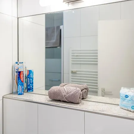 Apartman Rob's Studio-2-zimmer-am Opernplatz-dolby Surround *