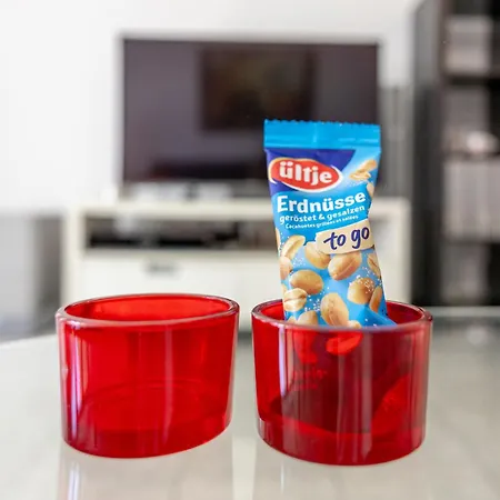 Rob's Studio-2-zimmer-am Opernplatz-dolby Surround Apartman