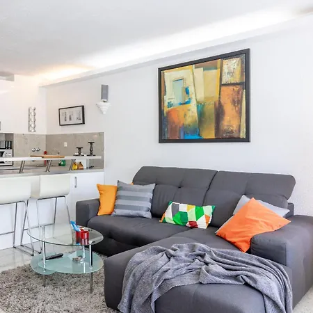 Rob's Studio-2-zimmer-am Opernplatz-dolby Surround